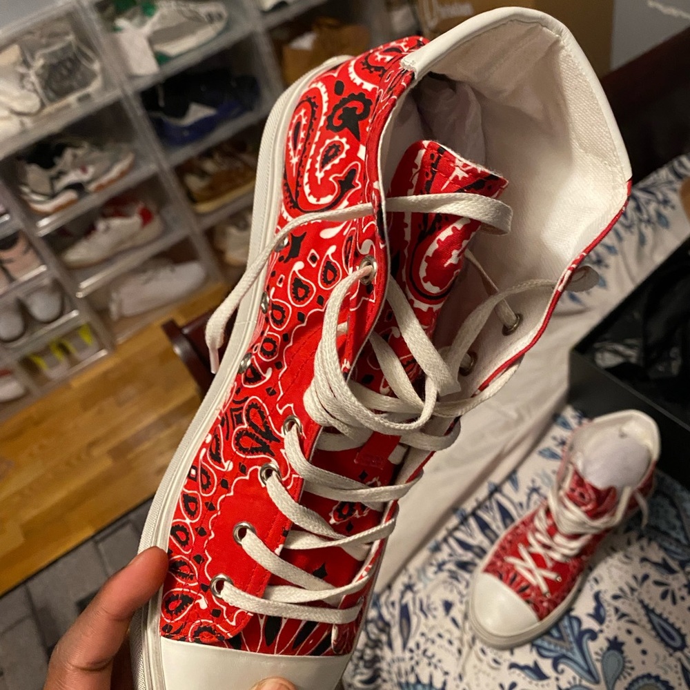 AUTHENTIC YVES SAINT LAURENT SNEAKERS